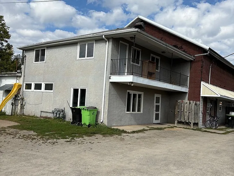 217 N Main St — Photo 1