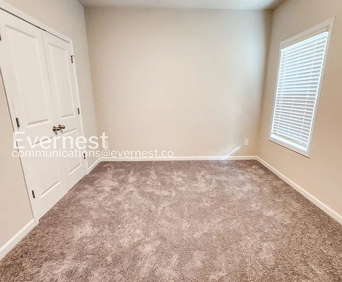 121 Culver St — Photo 11