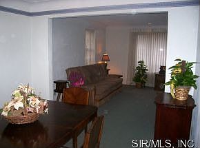 3rd image of 200 Sundown Dr