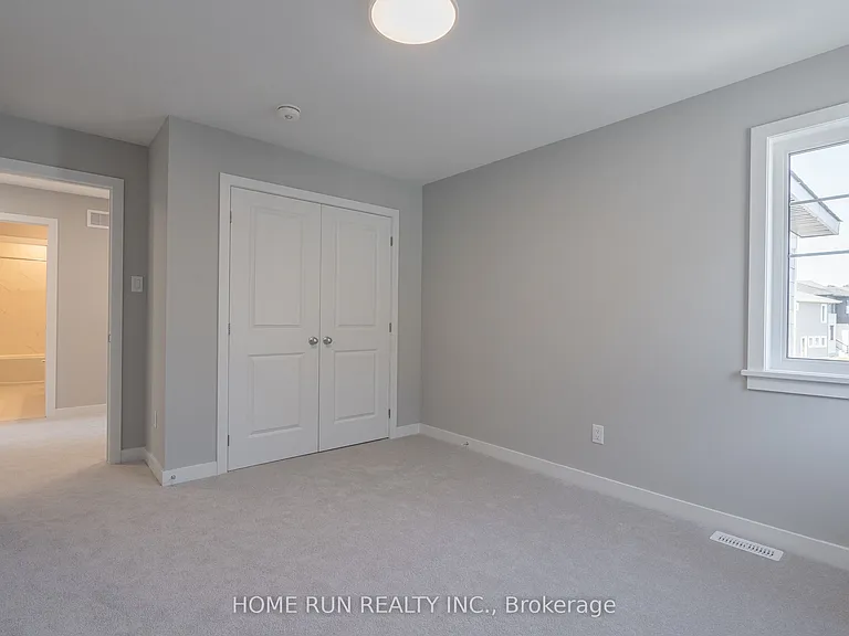 271 Ketchikan Cres — Photo 37