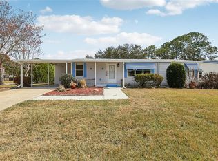 1024 Hilltop Rd, Tavares, FL 32778