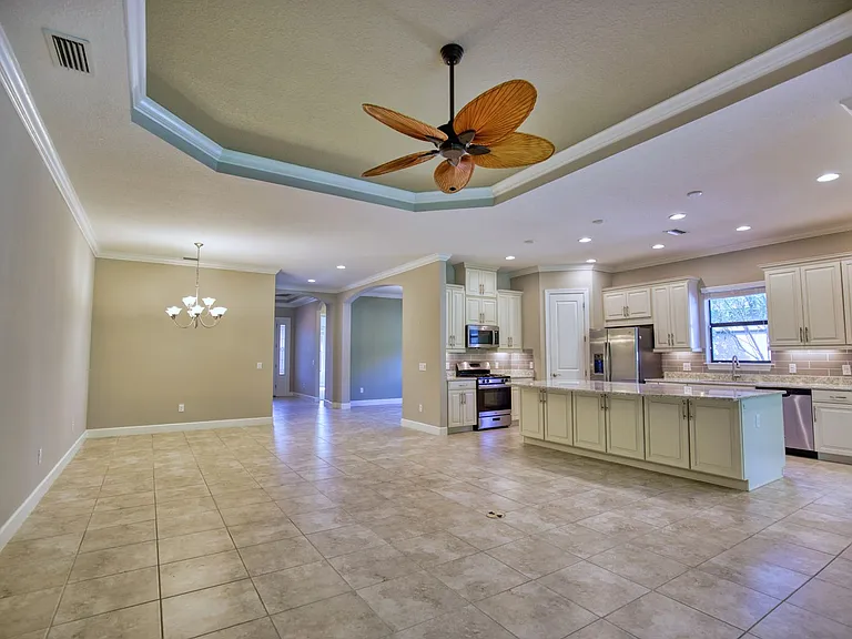 5628 Semolino St — Photo 12