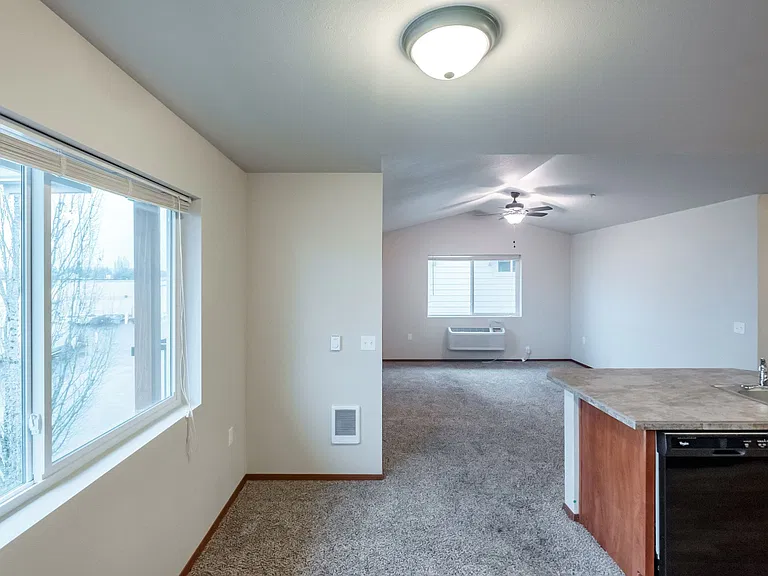 Lafayette Place Apartments — Photo 16