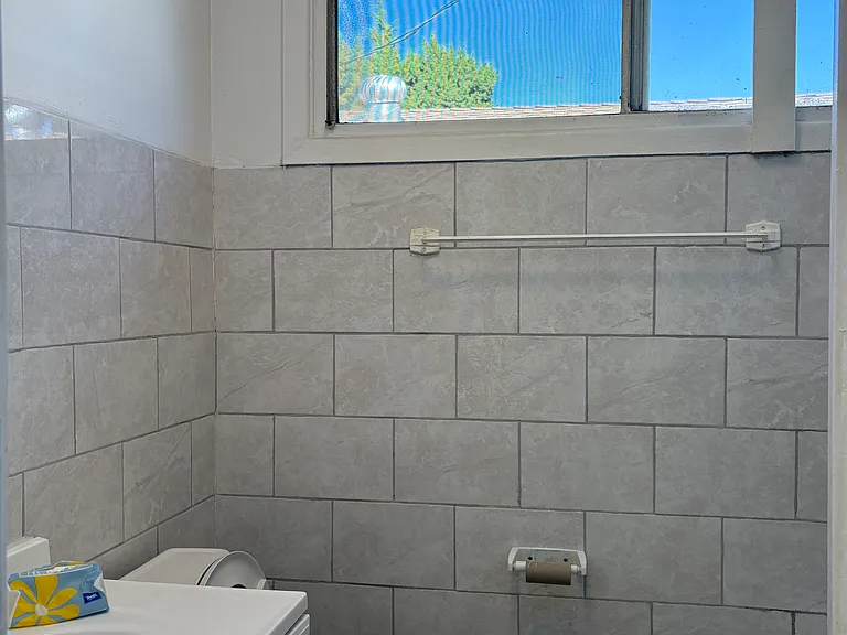 3946 Delta Ave — Photo 15