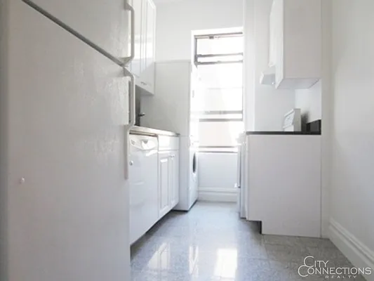 Rented by City Connections Realty | media 23