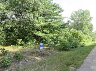 Fox River Dr, Princeton, WI 54968