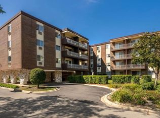 1321 S Finley Rd APT 107, Lombard, IL 60148
