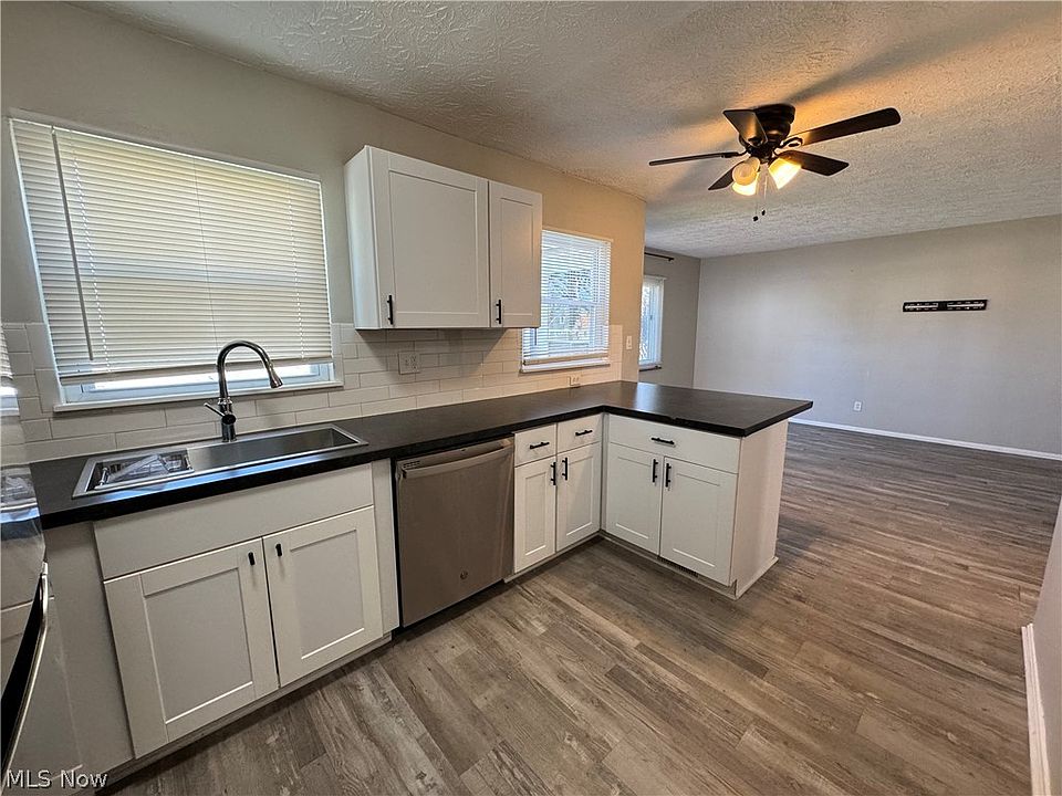 18513 Puritas Ave, Cleveland, OH 44135 Zillow