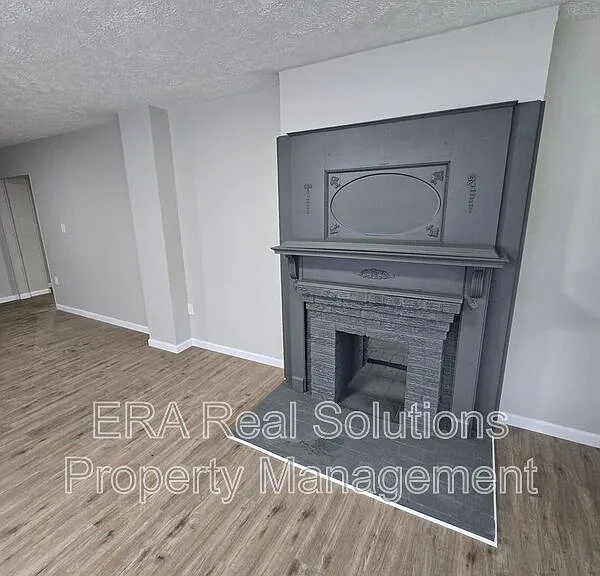 162 Wisconsin Ave — Photo 13