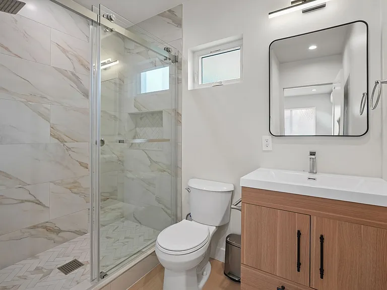 6641 Dannyboyar Ave — Photo 14