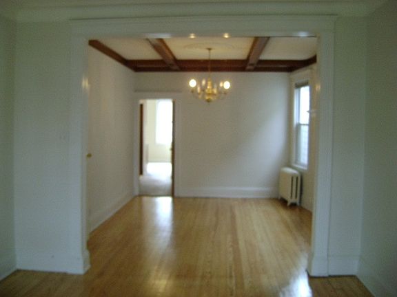 3rd image of 309 Kennedy Blvd
