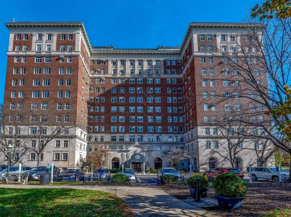 3900 Rose Hill Ave #905, Cincinnati, OH 45229