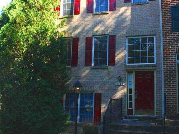 4th image of 1147 Lindsay Ln