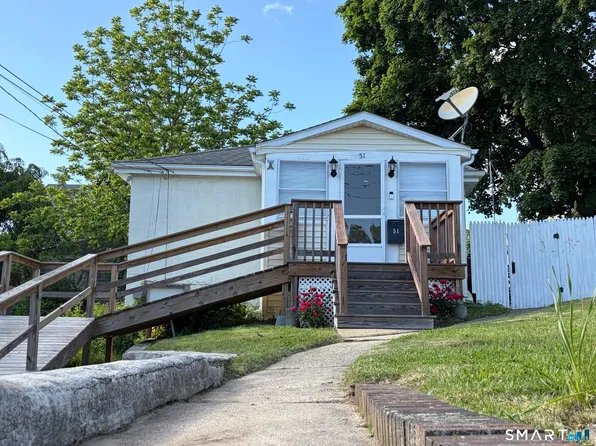 51 Dell Avenue, New London, CT 06320