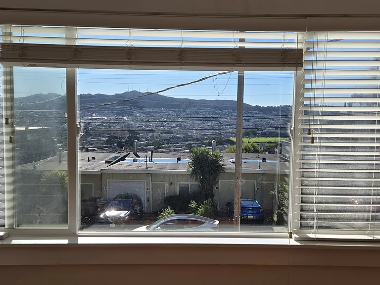 354 Joost Ave — Photo 1