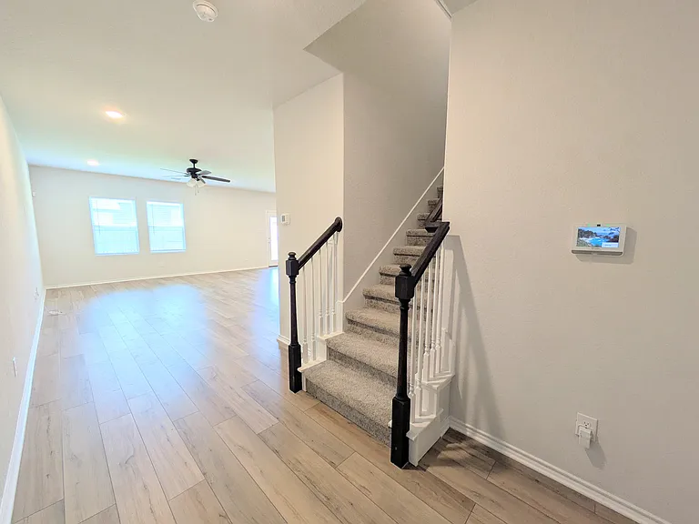 2548 Windle Ln — Photo 5