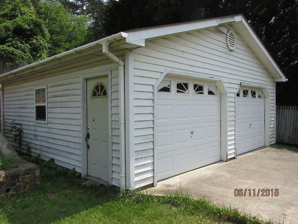 2nd image of 5290 Blue Ridge Blvd