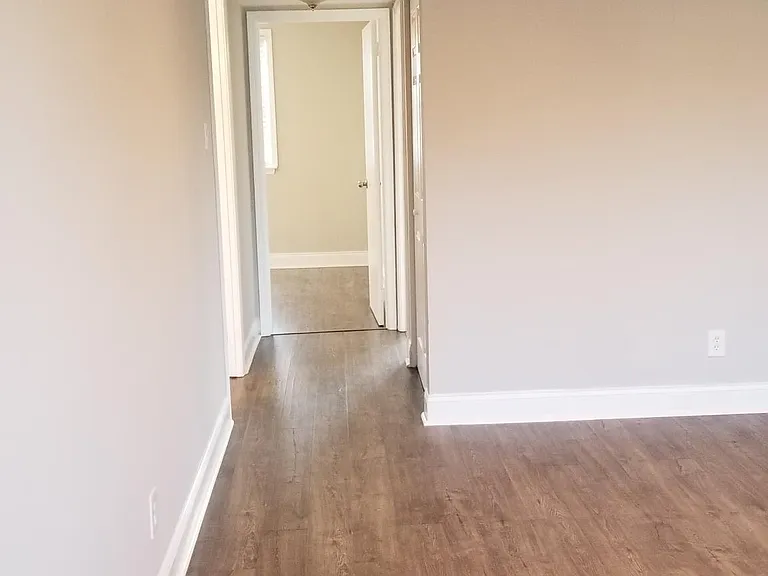 169 Reliance Pl — Photo 4
