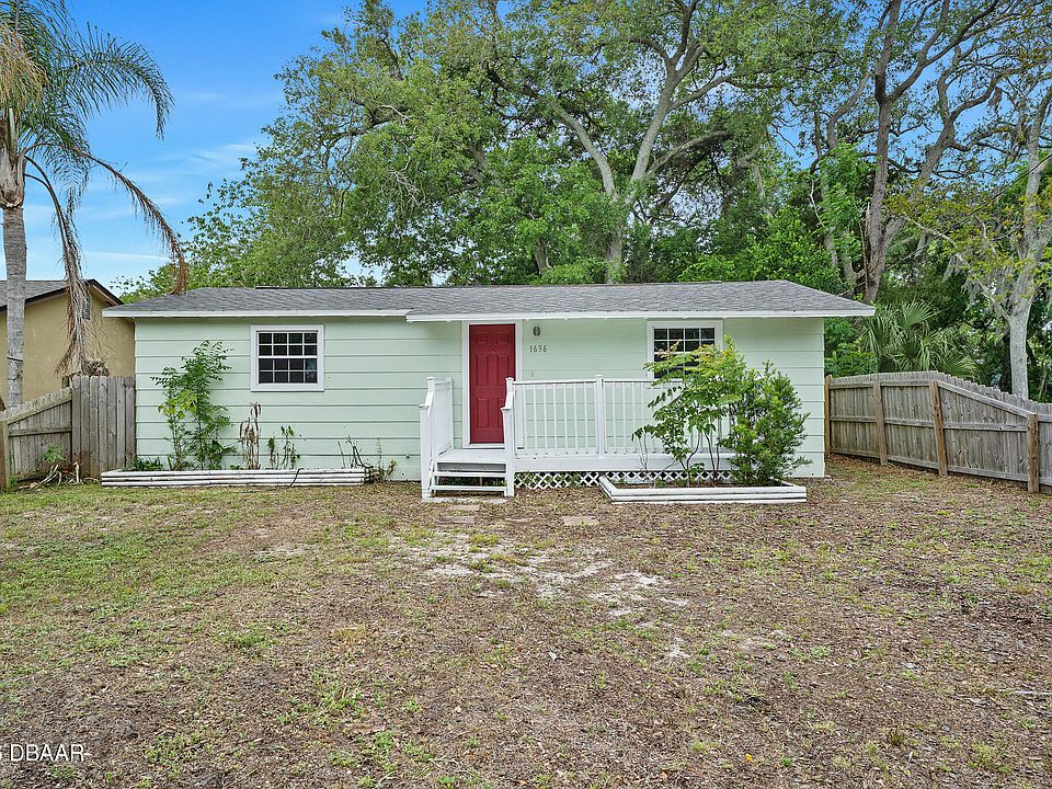 1st image of 1636 Valencia Ave