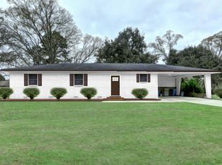 142 Memory Ln, Lafayette, LA 70506