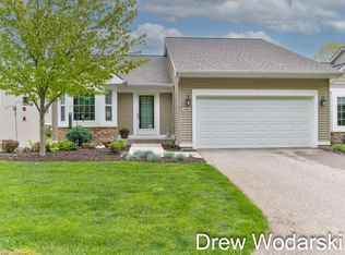 4406 Buttercup Run NE #42, Comstock Park, MI 49321