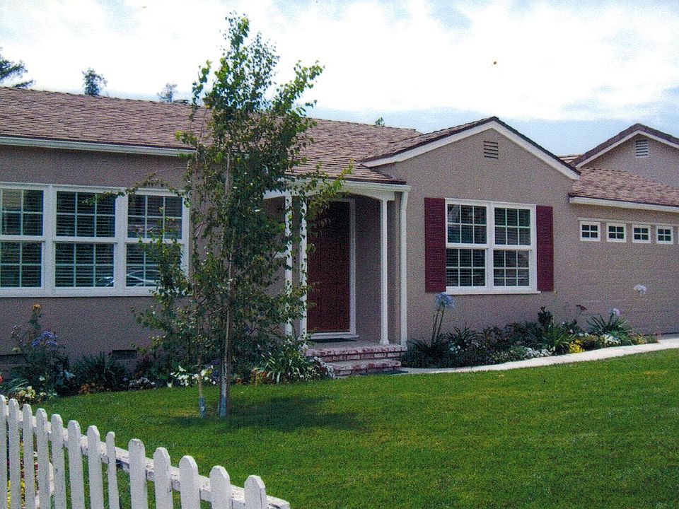2nd image of 703 View Dr