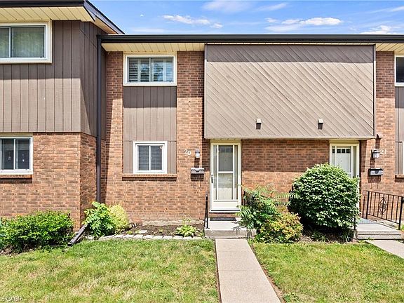 3rd image of 64 Forster St #20
