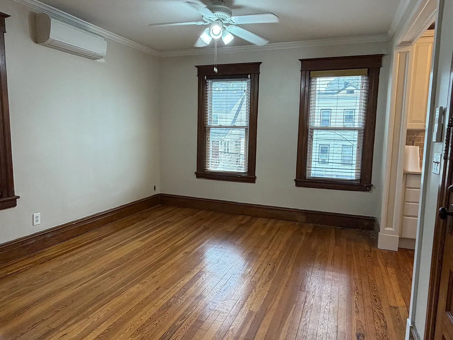 1 bed, $1,950 — Photo 4