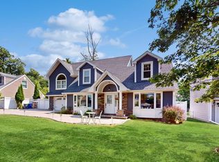 116 Wood St, Wyckoff, NJ 07481