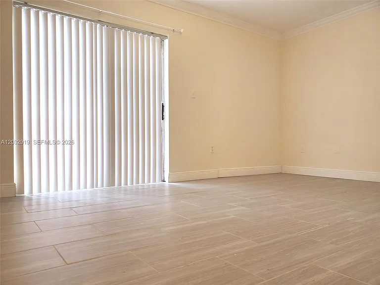 250 NW 107th Ave #106 — Photo 16