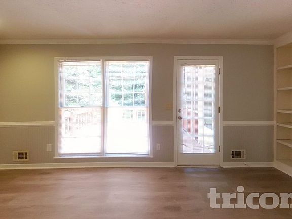 2nd image of 119 Heritage Way