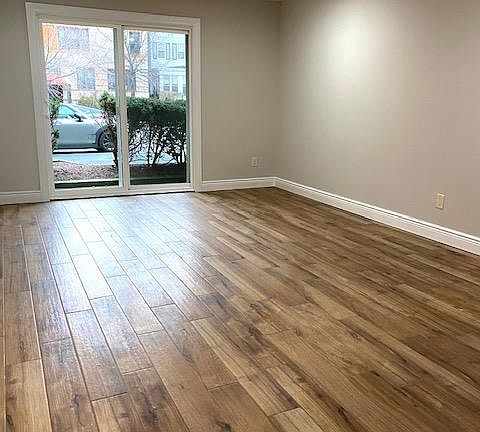 3rd image of 63 Kensington Ave APT A