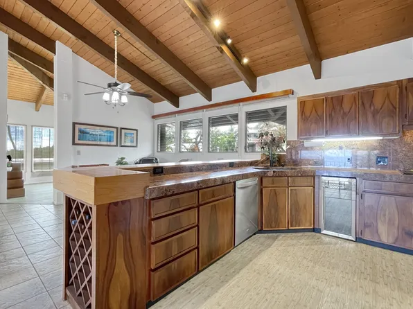 (undisclosed Address), Kailua Kona, HI 96740