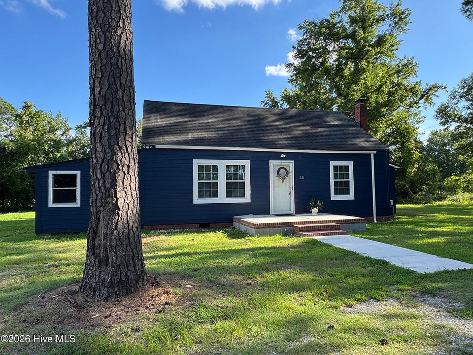 1st image of 221 Adamsville Court