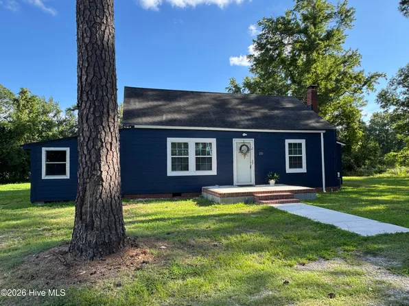 221 Adamsville Court, Rocky Mount, NC 27803