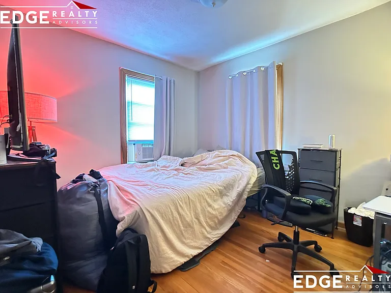 25 Claymoss Rd #3 — Photo 9