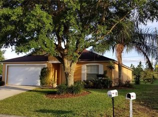 181 China Berry Cir, Davenport, FL 33837