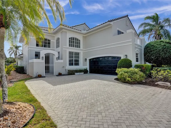 8272 Bob O Link Dr, West Palm Beach, FL 33412