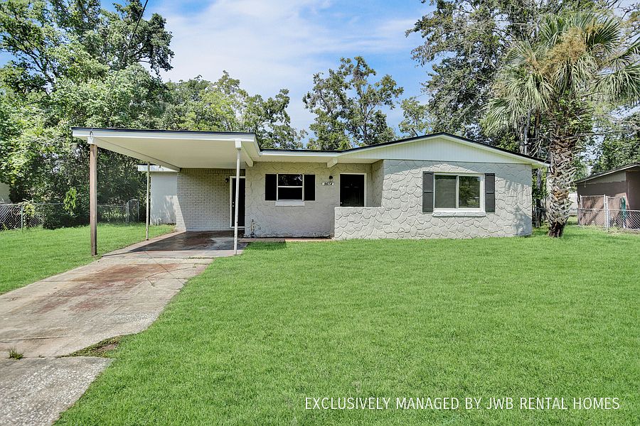1st image of 9614 Flechette Ave