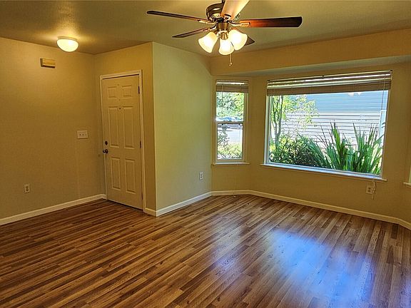3rd image of 5621 and 5623 Delia Lane SW