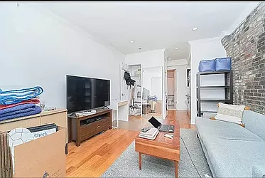 Rented by Living New York