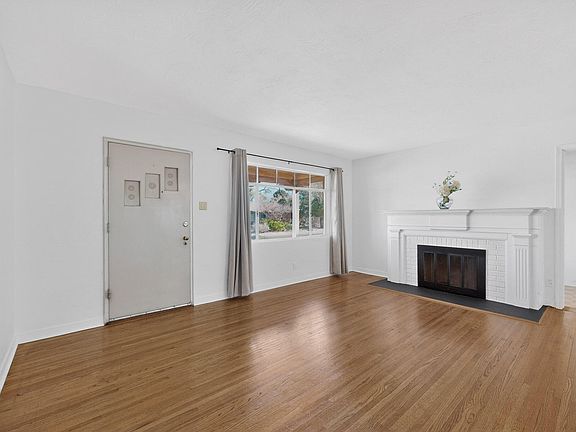 4th image of 4802 Constitution Ave NE