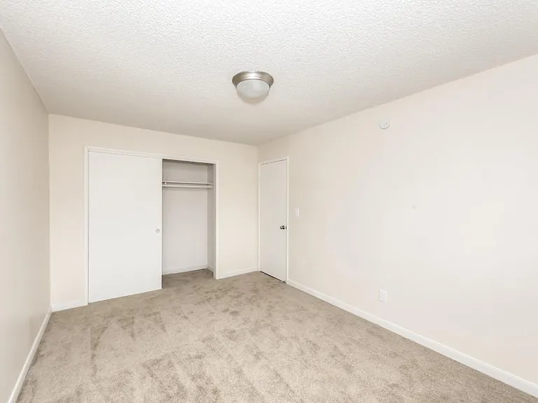 Royal Greens Apartments — Photo 30