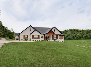 16323 Roundtop Rd, Sulphur Springs, AR 72768