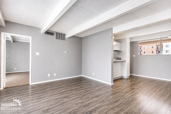 1st image of 910 E Marlette Ave APT 18
