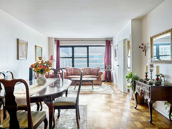 2nd image of 166 E 61st St APT 14L