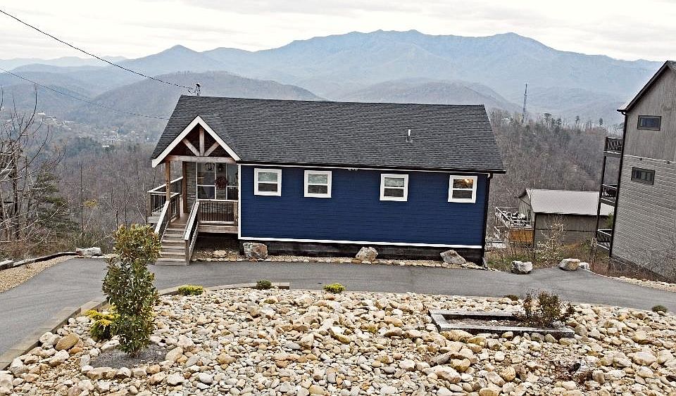 872 Chalet Village Blvd, Gatlinburg, TN 37738 Zillow