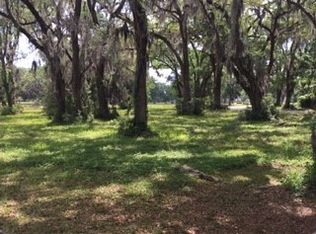 316 Coopers Point Dr, Townsend, GA 31331