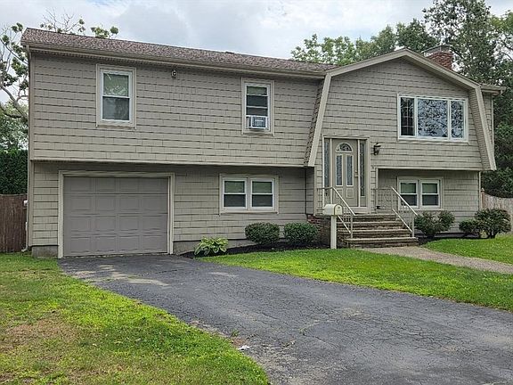 2nd image of 64 Woolley Ave