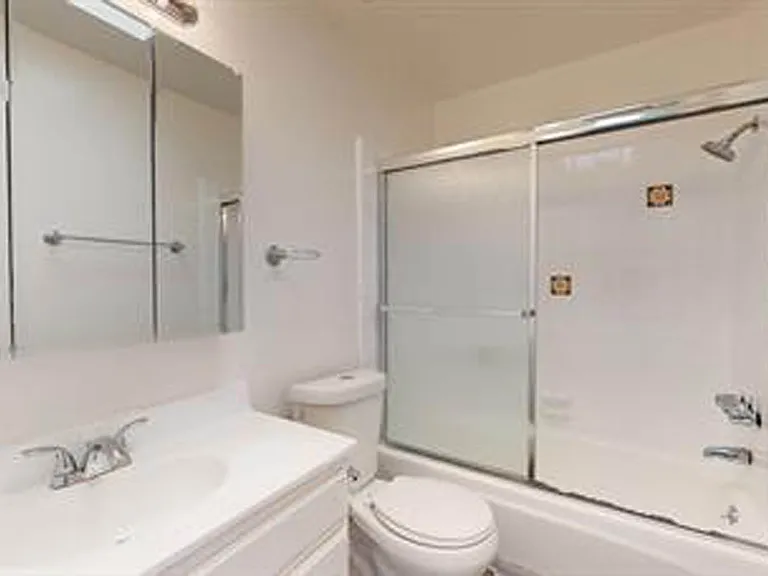 123 S Catalina Street — Photo 13